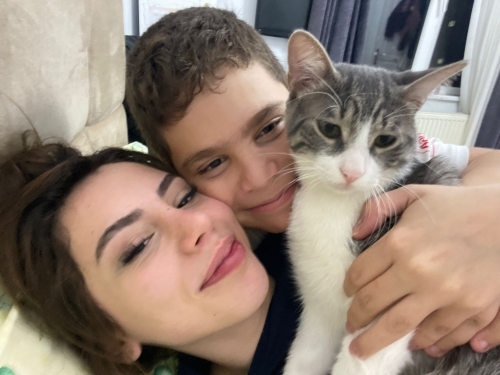 İhtiyaçlarını Kendi Dilinde Anlatan, Çocuk Dostu ve Çok Uysal (1,5 Yaş / Kısır) fotoğraf
