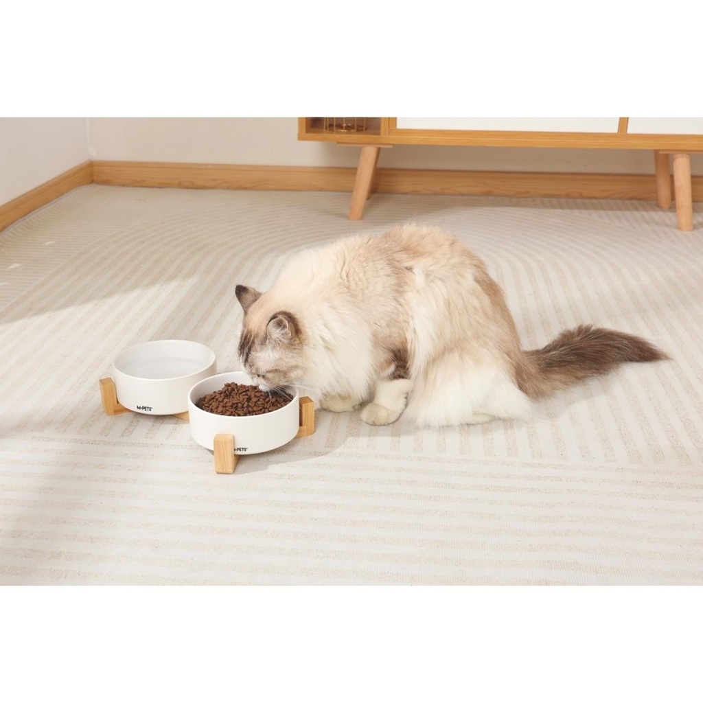 M-Pets Opera Bambu Standlı Kedi ve Köpekler için Seramik Mama ve Su Kabı 2x850ml (Beyaz)