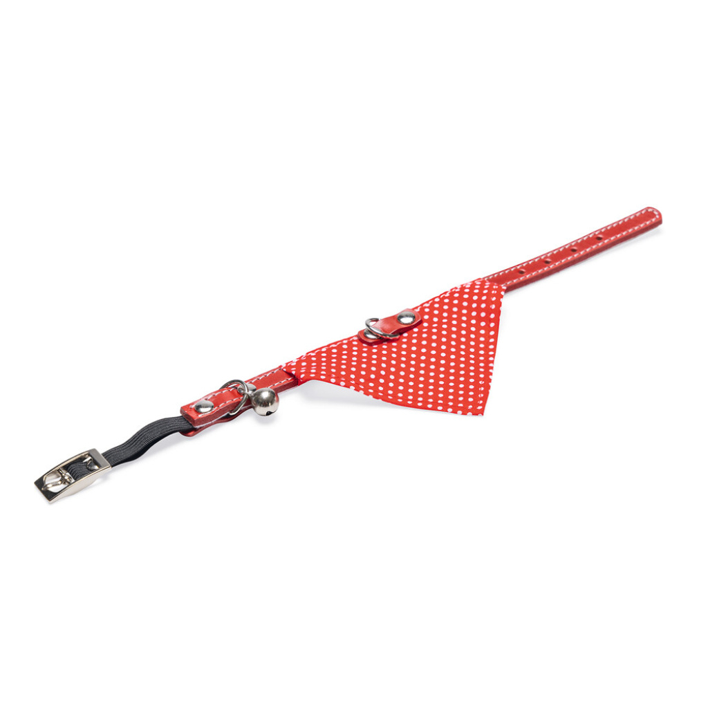 Beeztees Zilli Bandanalı Kedi Boyun Tasması 24-29cm (Kırmızı)