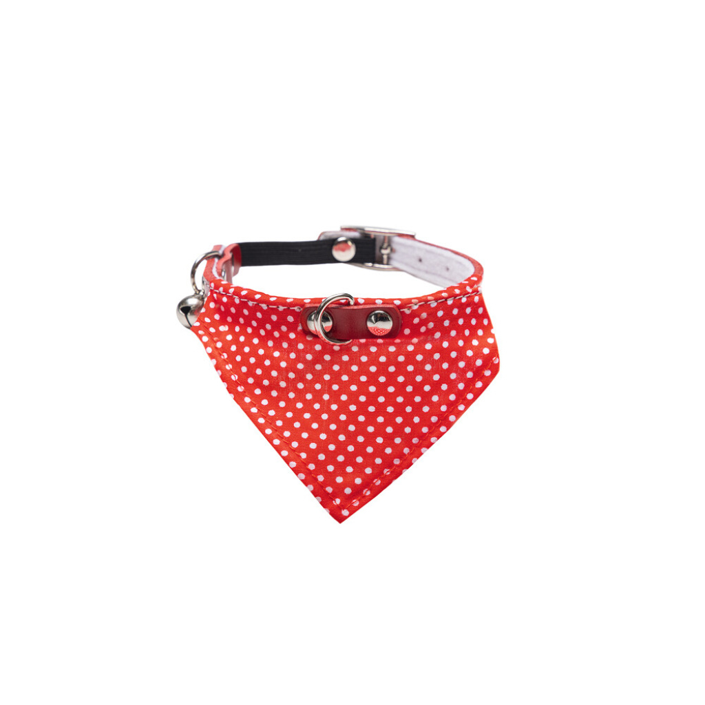 Beeztees Zilli Bandanalı Kedi Boyun Tasması 24-29cm (Kırmızı)