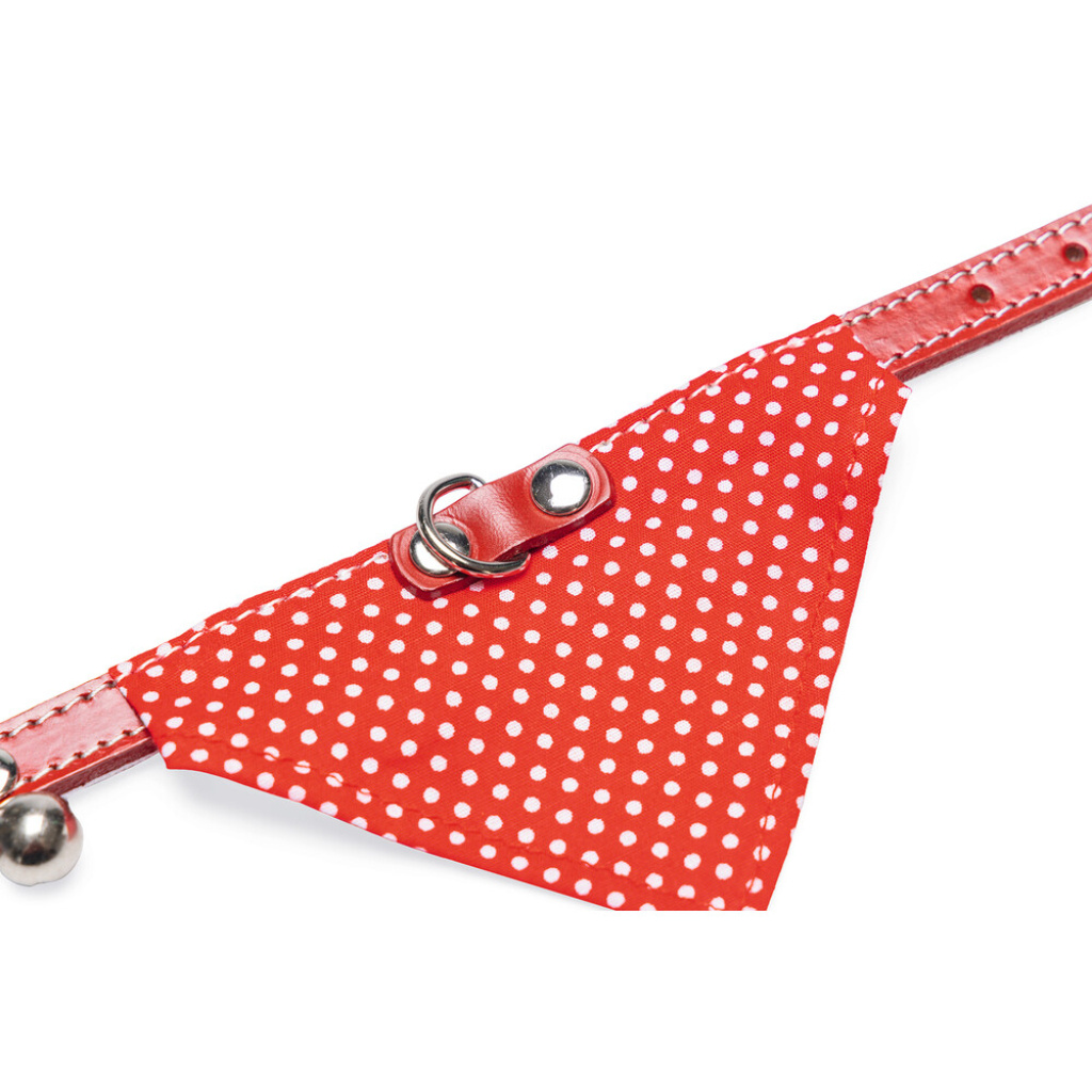 Beeztees Zilli Bandanalı Kedi Boyun Tasması 24-29cm (Kırmızı)