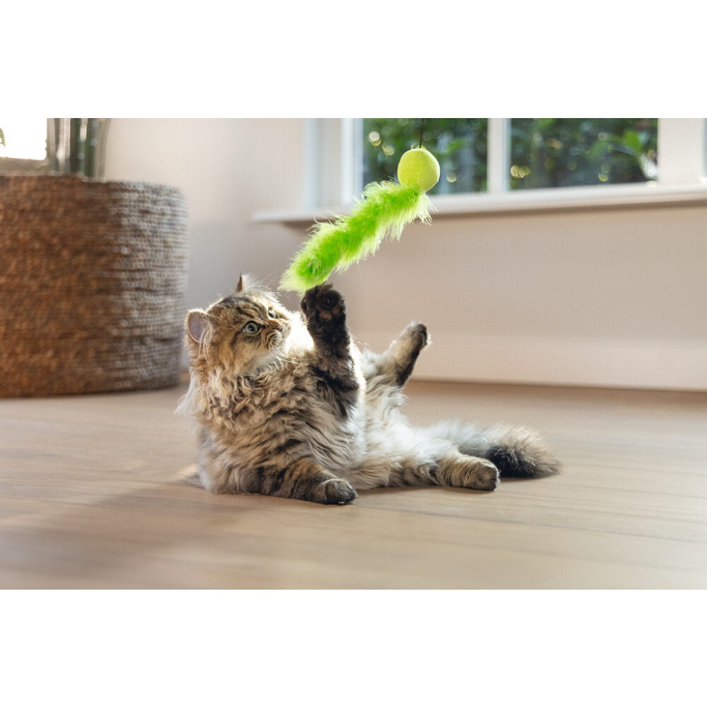 Beeztees Peluş Top ve Kuyruklu Zilli Kedi Oltası 45cm