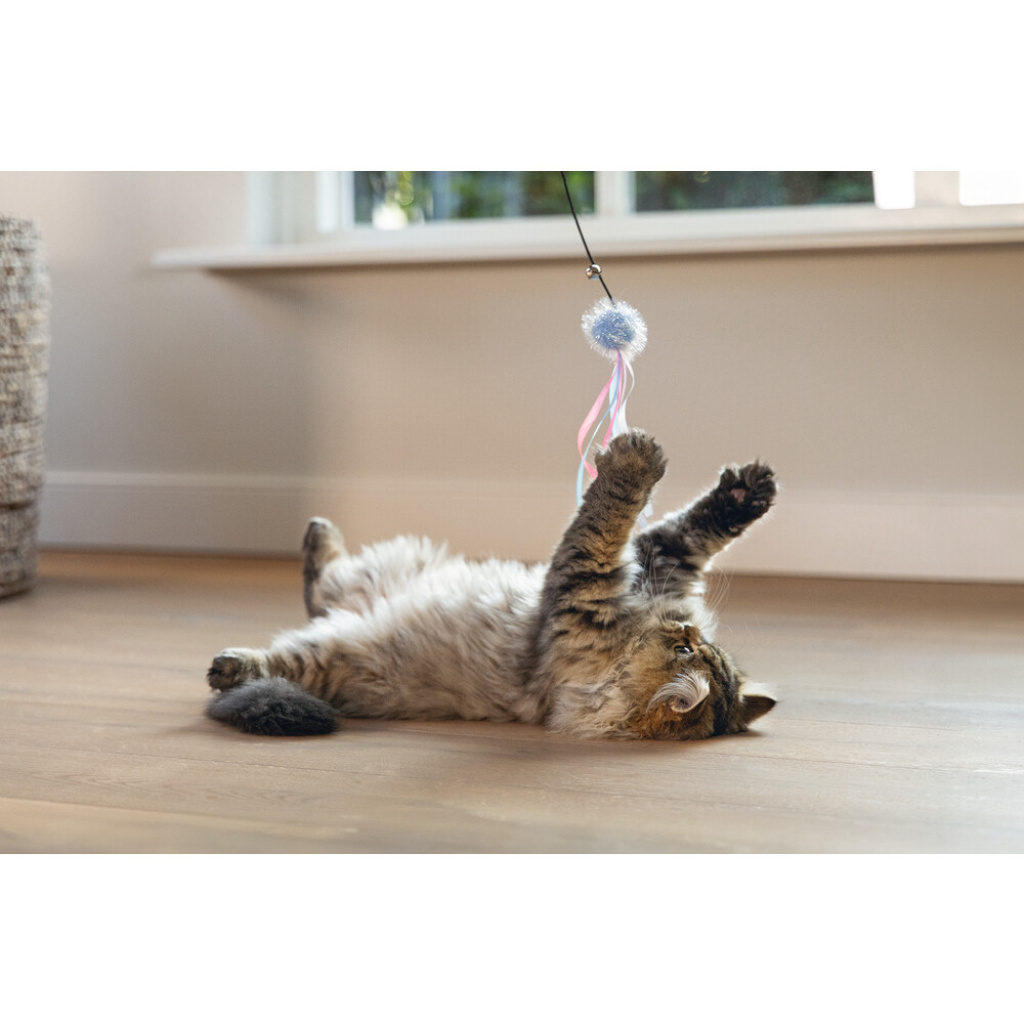 Beeztees Tüylü Top ve Kurdelalar Zilli Kedi Oltası 47cm