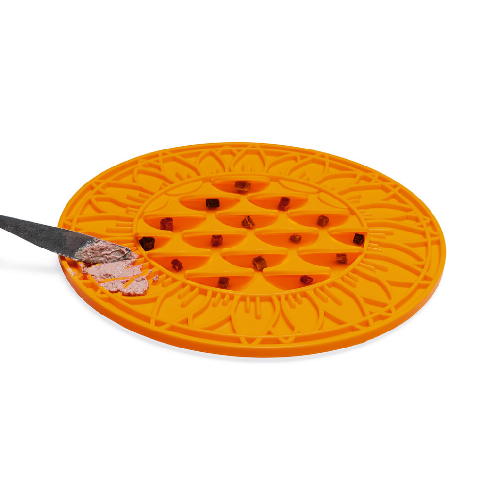 Beeztees Lick Silikon Yavru Köpek Mama Yeme Oyuncağı 30cm (Turuncu)