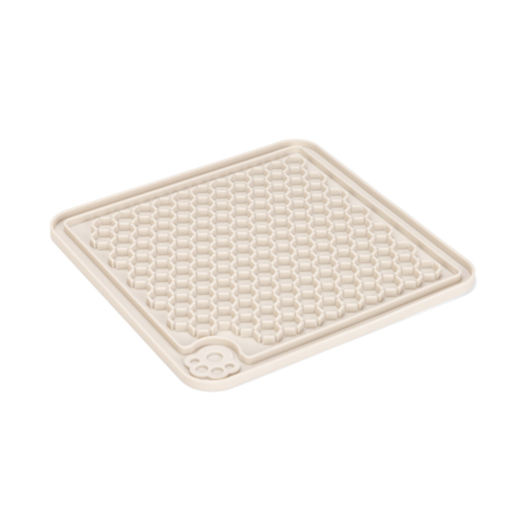Beeztees Diza Silikon Kare Yavru Köpek Yaş Mama Yeme Oyuncağı 20x20cm (Gri)