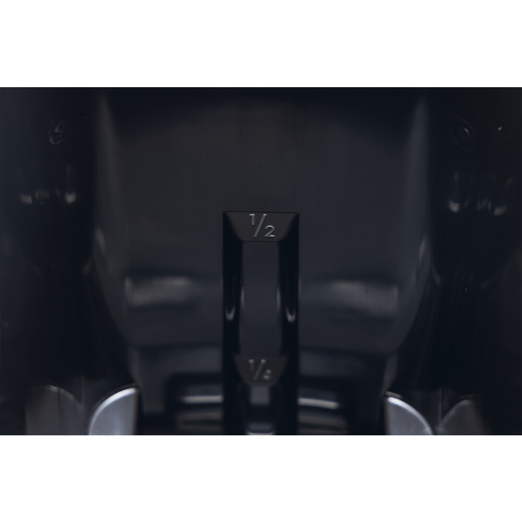 Beeztees Plastik Tekerlekli Kapaklı Metal Görünümlü Köpek Mama Saklama Kabı 54L