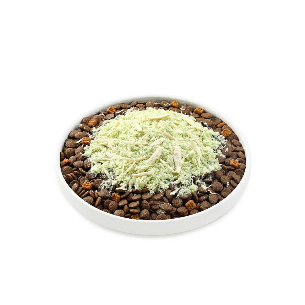 Wanpy Fluffy Topper Dondurularak Kurutulmuş Tavuklu ve Kedi Otlu Kedi Ödül Maması 30gr