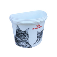 Plastik Mama ve Su Kabı