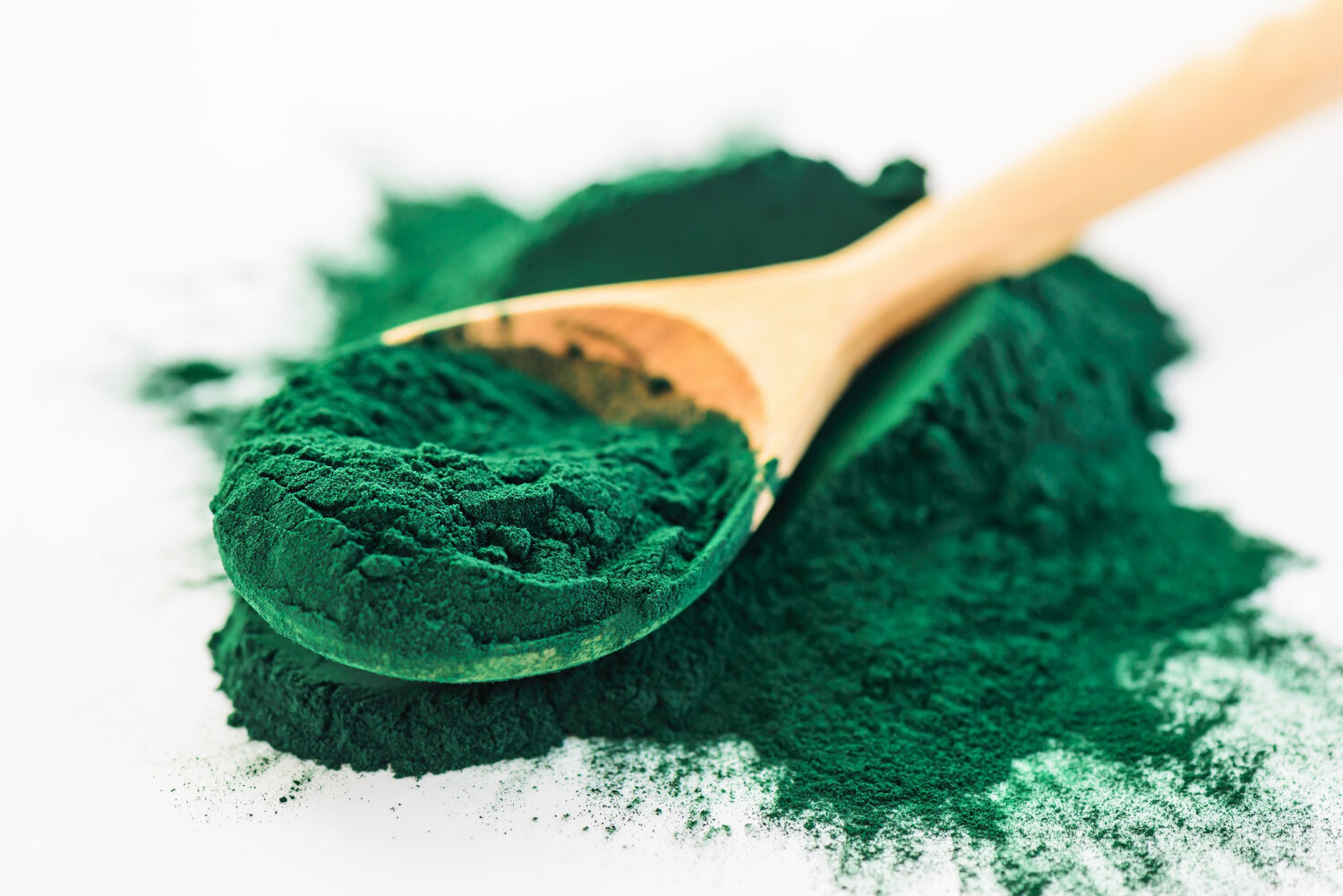 kaşıkta spirulina